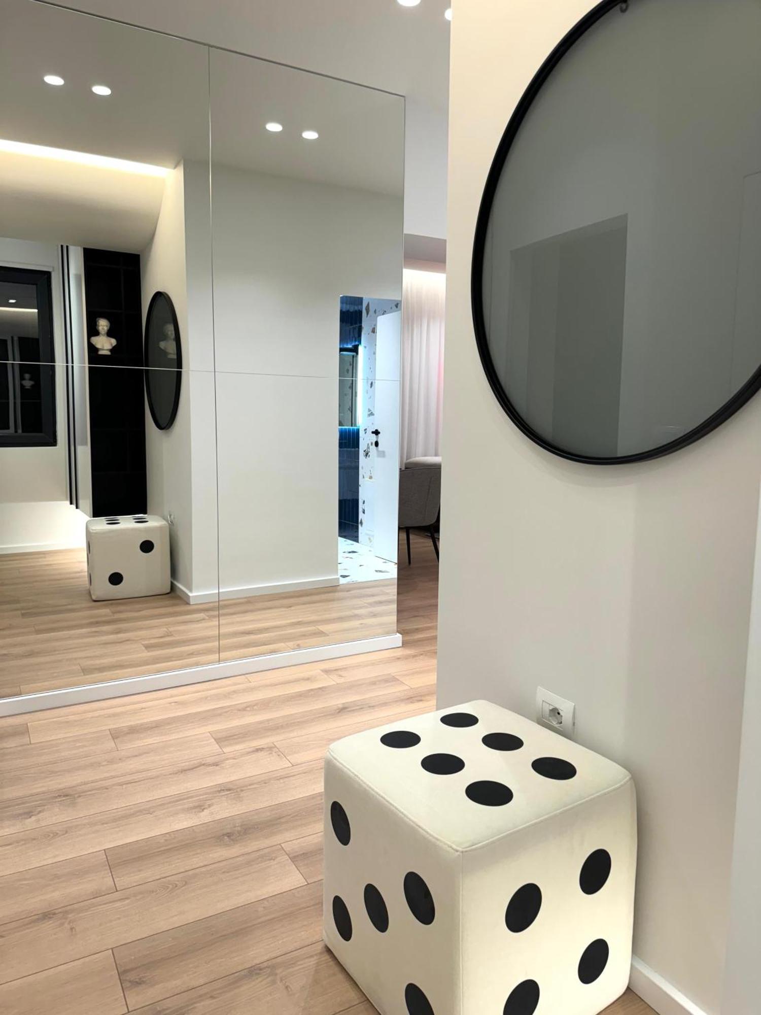Incasso City Center Apartment Тирана Екстериор снимка